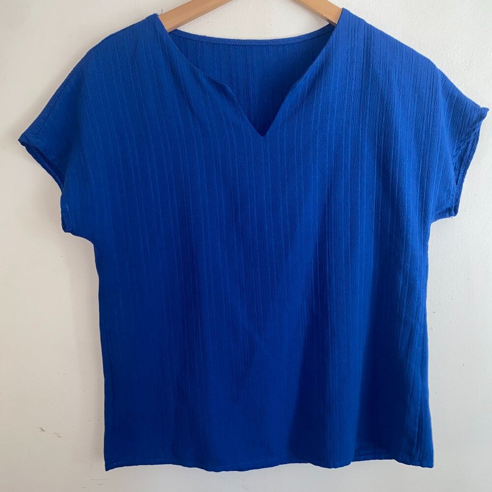 SHEIN Blue Nylon Textured V-Neck Blouse Shirt Cap Sleeve - Used - Like New